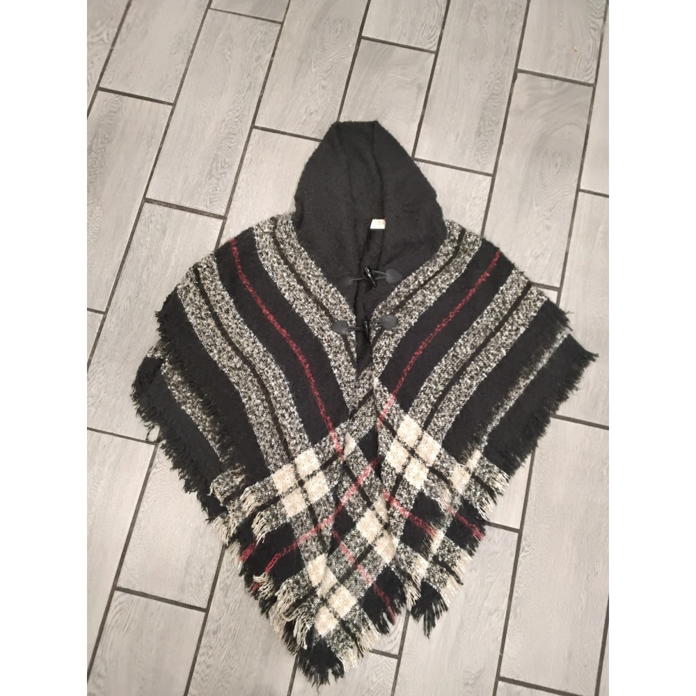 St‎ Johns Bay Women Plaid Hooded Poncho Toggle Closure Black Red Cream 4035